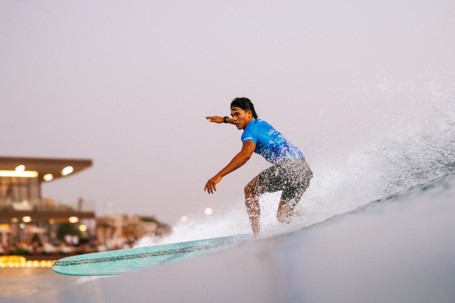 Surfing in the Desert: Longboard Classic 2025 in Abu Dhabi | Die Geissens Real Estate | Luxus Immobilien mit Carmen und Robert Geiss – Die Geissens in Dubai