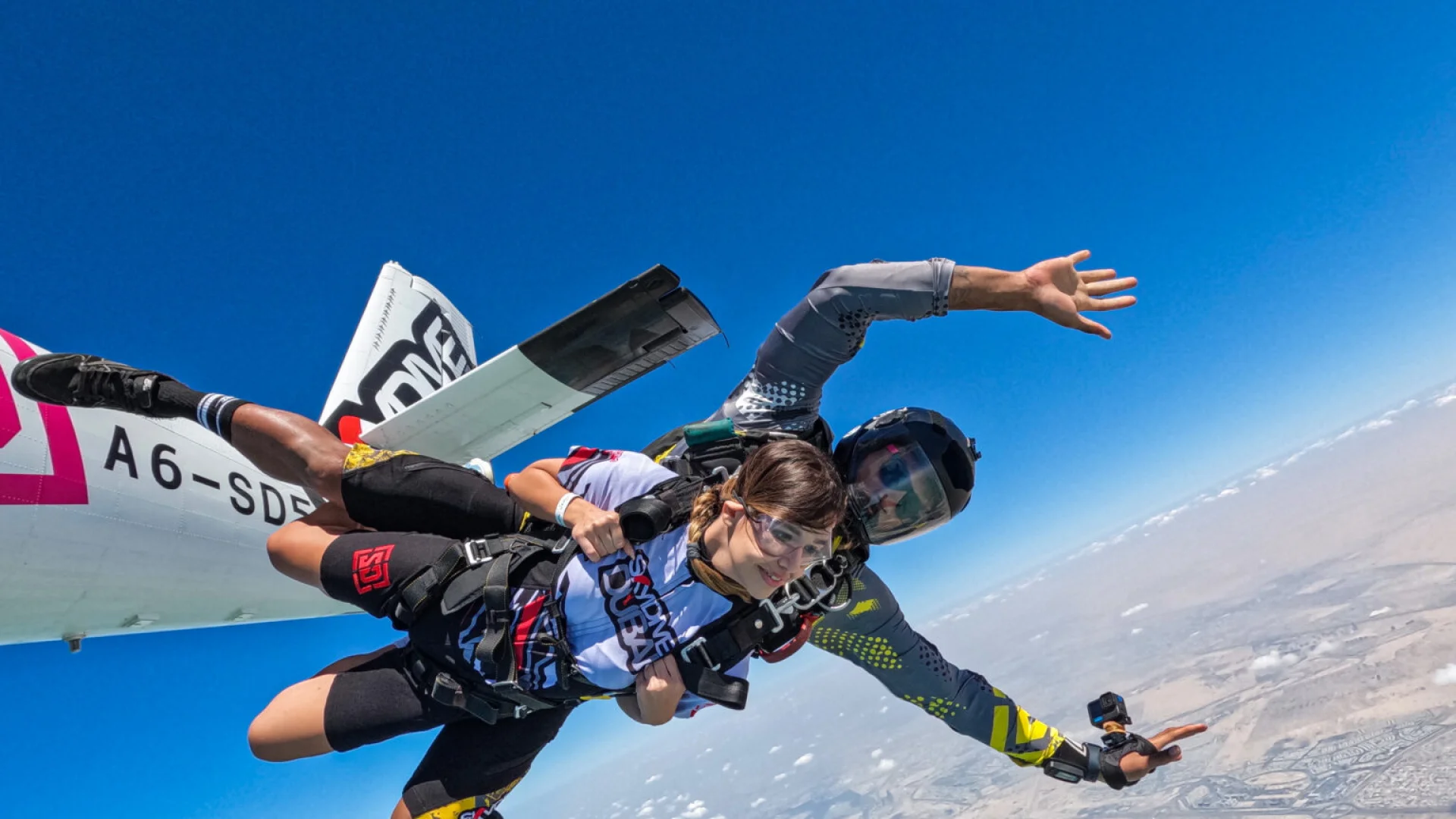 Skydive Dubai at 15: Sky as Stage | Die Geissens Real Estate | Luxus Immobilien mit Carmen und Robert Geiss – Die Geissens in Dubai